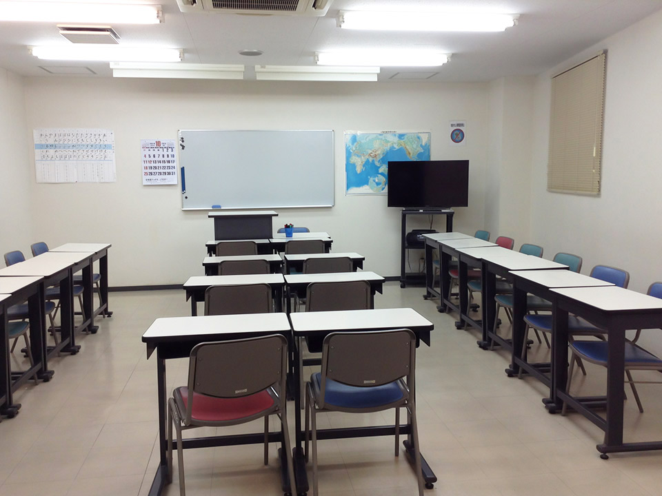 去日本语言学校拜访(赤门会)