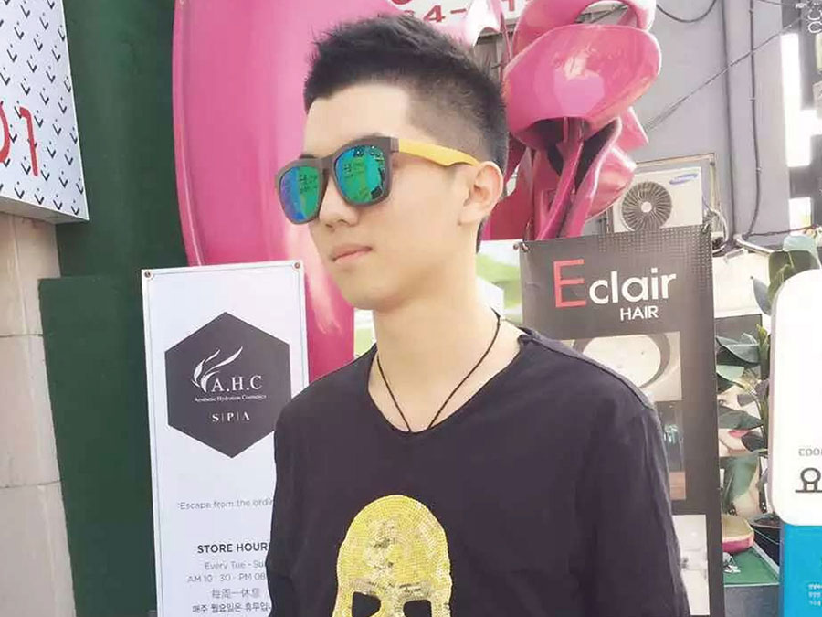 七翼学子在韩国